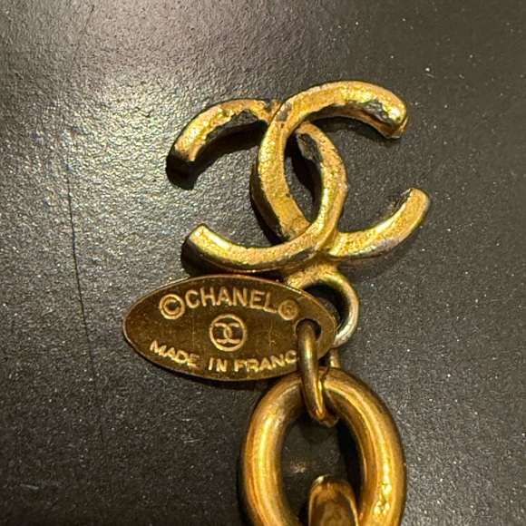 CHANEL Gold Medallion Bracelet - Picture 5 of 5